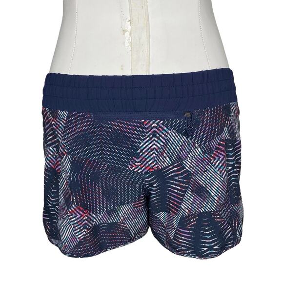 Patagonia Nine Trails Shorts size Small - Picture 2 of 13